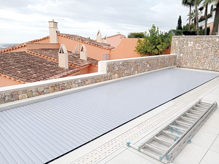 Instalacion Cubierta Piscina PSCOVER En Costa Den Blanes